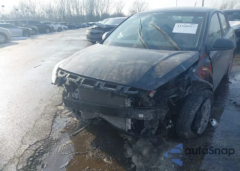 2020 Kia Rio S z USA, uszkodzony, nr VIN 3KPA24AD0LE337707